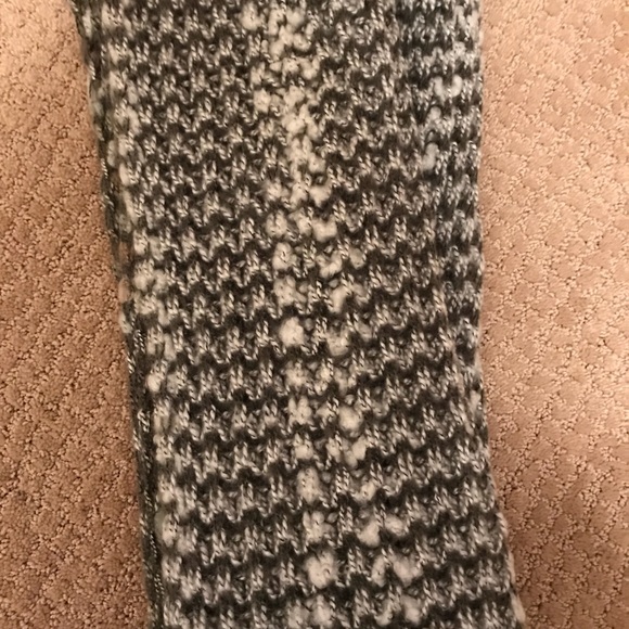 Wool-Like Woven Long Infinity Scarf - Picture 4 of 5